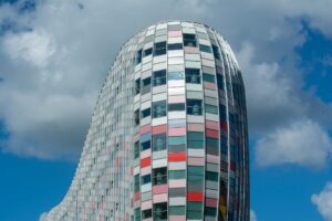 Marriott Bonvoy vs Hilton Honours: Hotel Rewards Compared